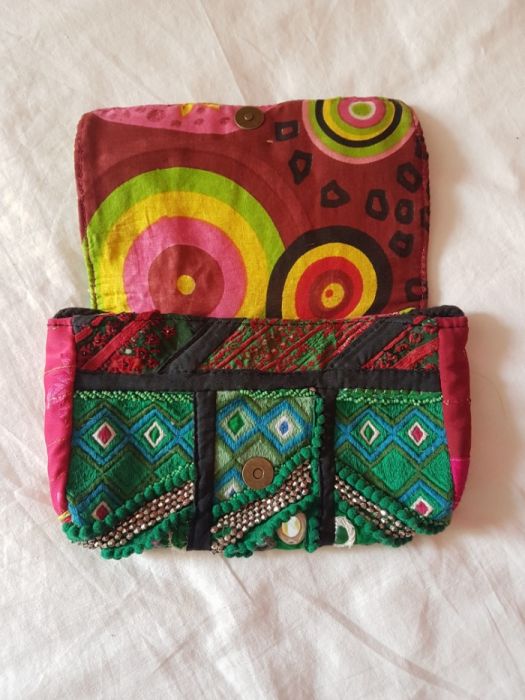 Mala Étnica comprada na India