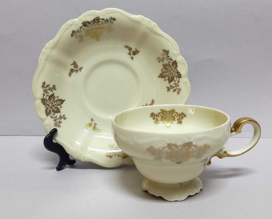 Filiżanka do mokki, "złota",  Rosenthal Pompadour 1940r.