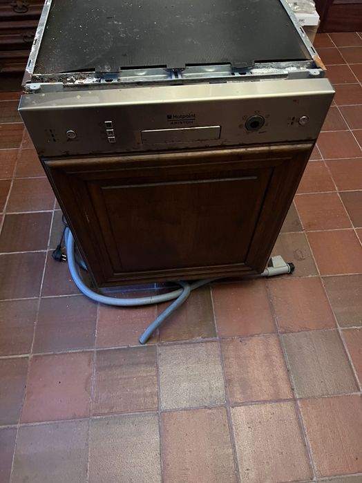 GRATIS máquina de lavar louça antiga Ariston Hotpoint LFZ 2274 A IX/HA