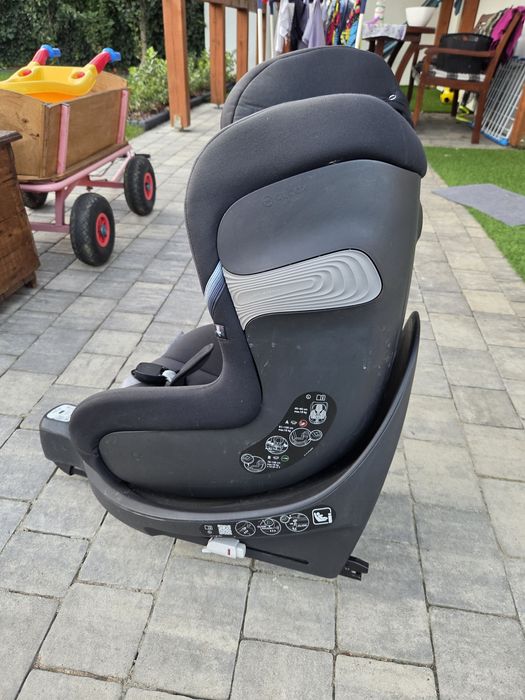 Cybex Sirona S2 i-Size – obrotowy fotelik 360° (bez wypadku, stan db)