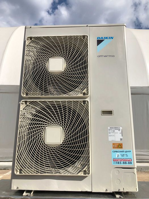 Тепловой насос инвертор Daikin ERLQ011CAW1 б/у ALTHERMA 12 кВт