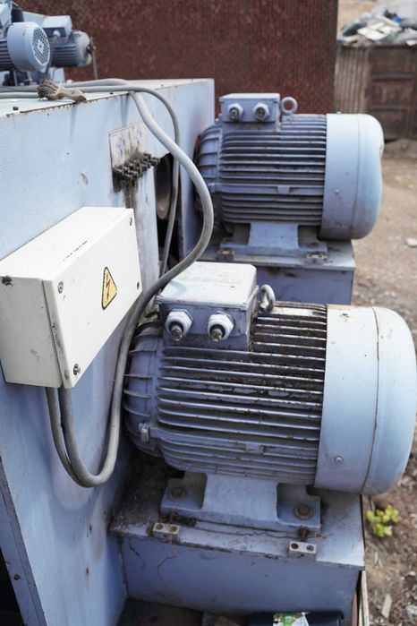 Wielopiła dwuwałowa Ustunkarli - Silniki 2x75 kw