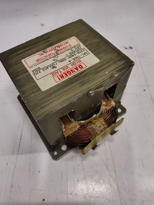 Transformator mikrofala