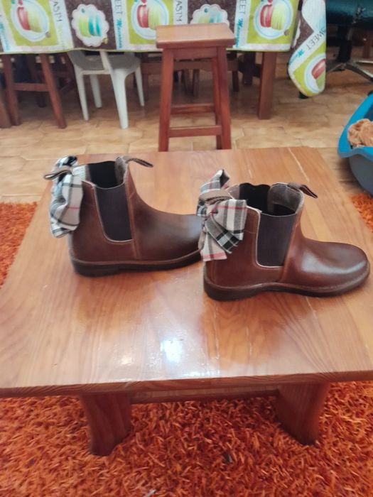 Botas Novas Artesanais N 36 em pele