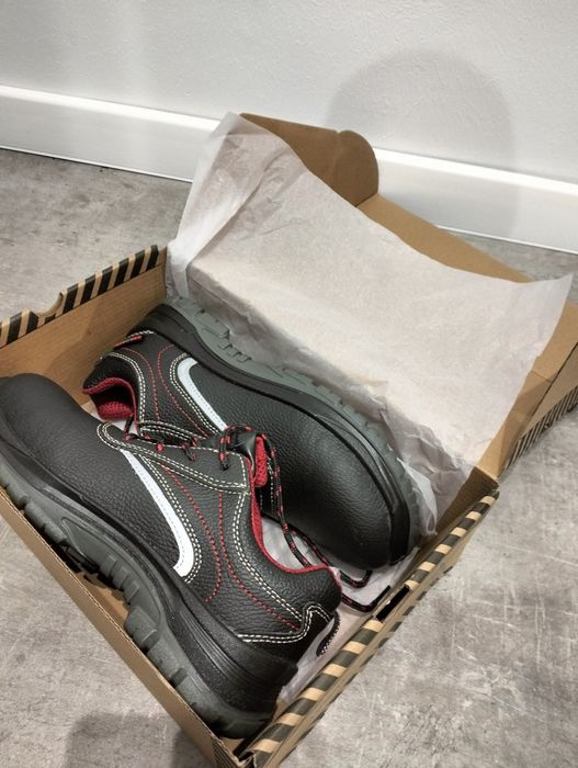 Buty Robocze z noskiem rozmiar 39