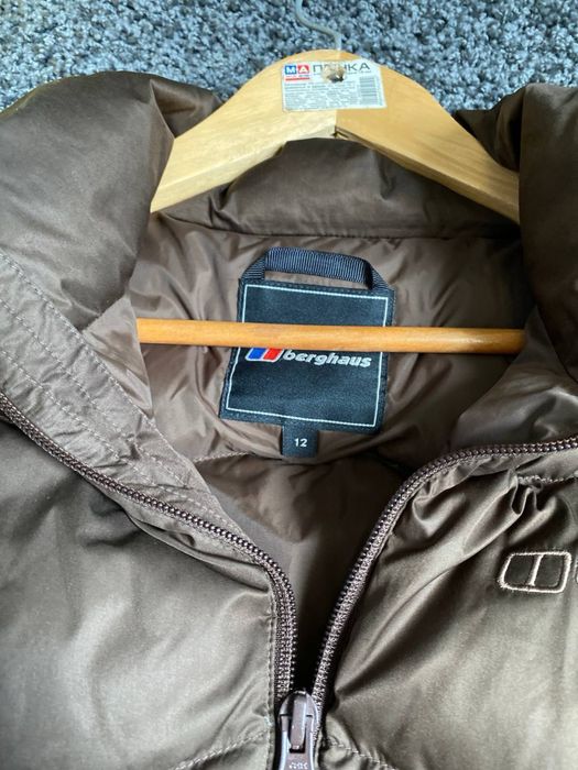 Пуховик berghaus коричневий р хс-с