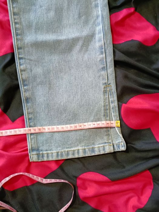 Jeansy damskie PrettyLittleThing 38/M