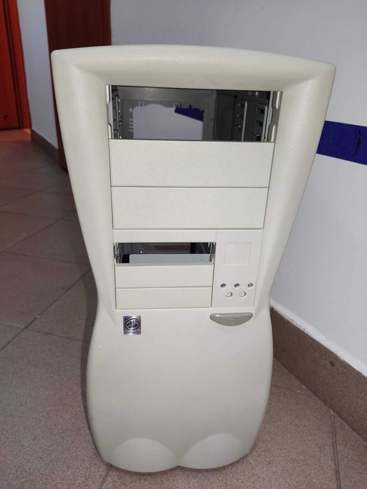 Unikalna obudowa komputerowa retro ATX Venus II bez zasilacza
