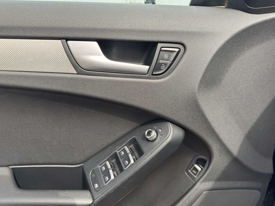 Audi A4 2.0 TDI Multitronic Business — 2012 (B8.5 Facelift) — Automatic Gearbox