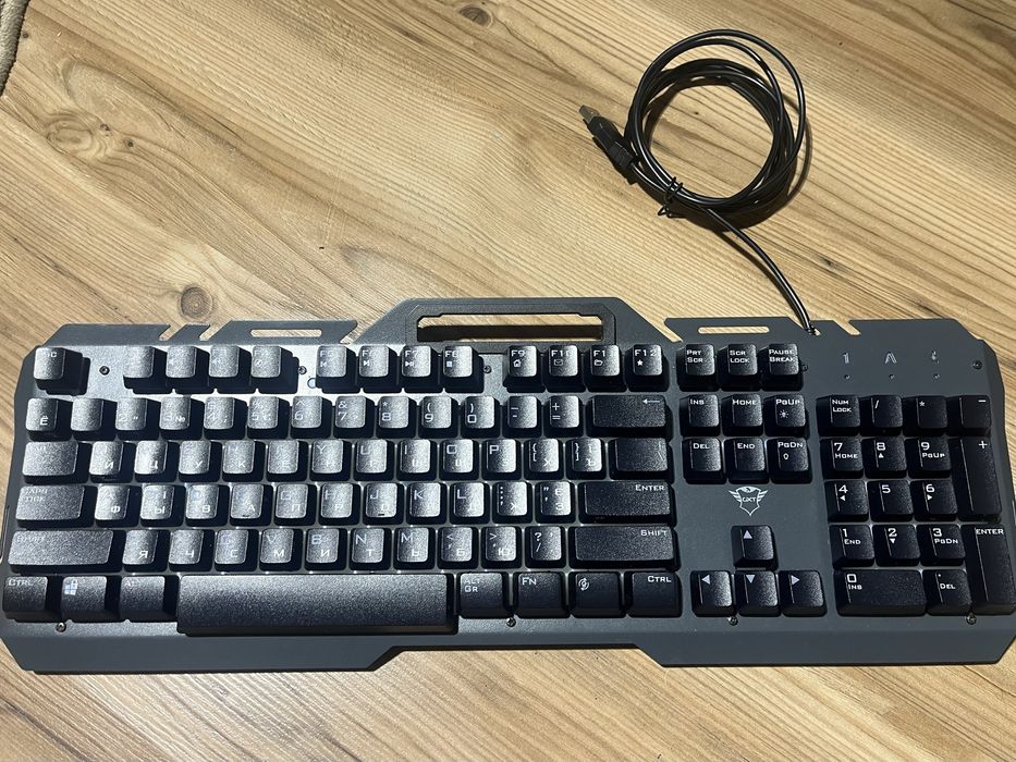 Ігрова клавіатура Trust GXT 853 Esca Metal USB