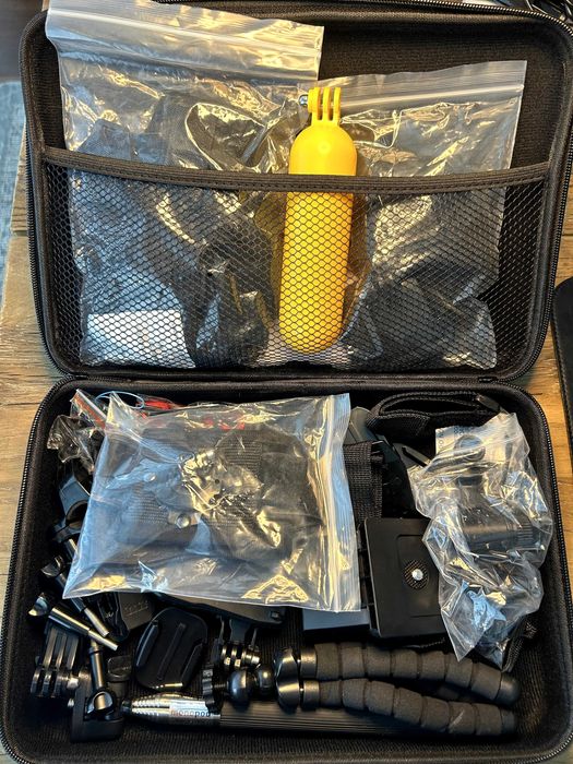 GoPro Hero8 Black + MediaMod + 2Baterias + Acessórios