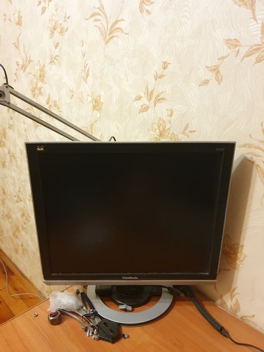 Продам старый монитор