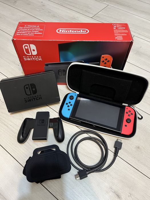 Nintendo Switch 32 GB Neon Blue Red