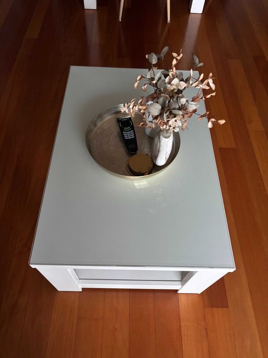 Mesa de centro para apoio