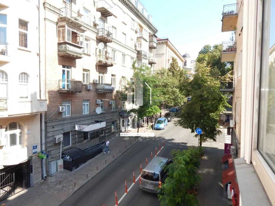 Продаж Без% Майдан Незалежності вул. Костельна 6, Центр