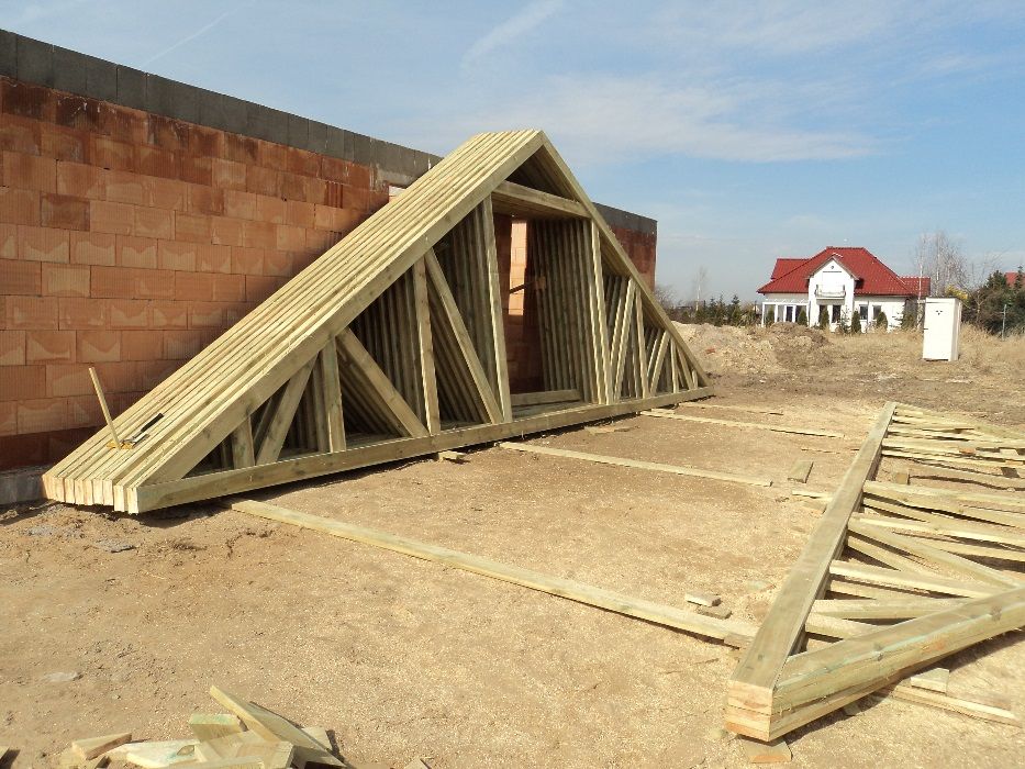 Drewno konstrukcyjne, deski, więźba,wiązary dachowe