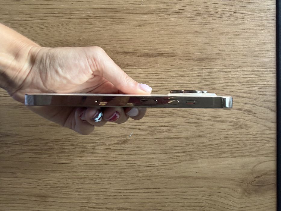 Iphone 14 pro 256 GB złoty z oryginalnym pudełkiem i kablem