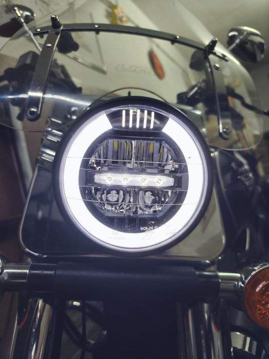 UM Renegade Comando Classic 125cc