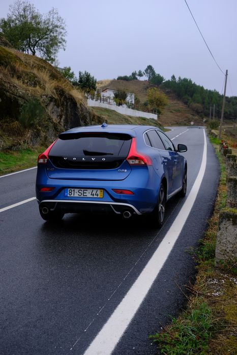 Volvo V40 D2 R-Design — fotografia 5