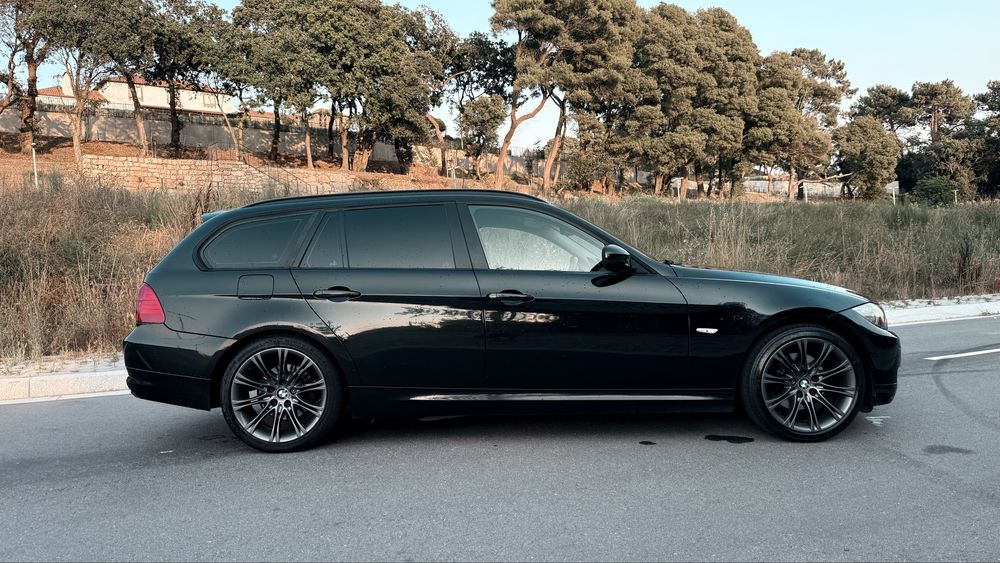 BMW 320D Auto Sport Line 2011