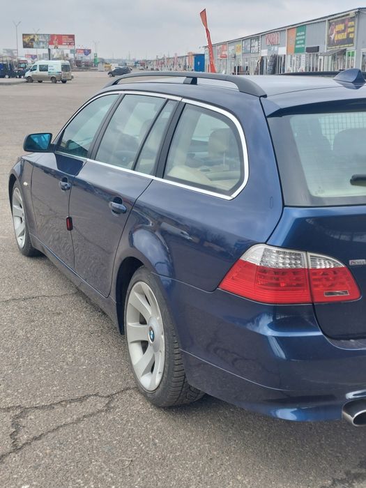 Продам BMW e61 520d