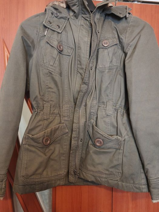 Продам курточкі на весну