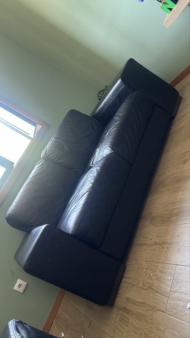 Sofa 2 lugares couro