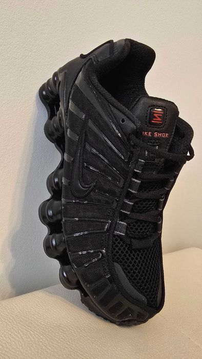 Buty damskie Nike Shox TL Czarne AR3566-002 r. 39 Sneakersy