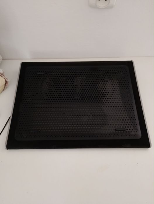 Chłodzenie do laptopa Targus