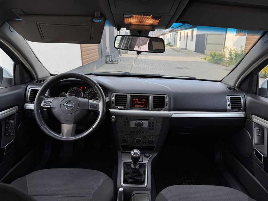 Продам Opel Vectra рест 2007 1.9 д