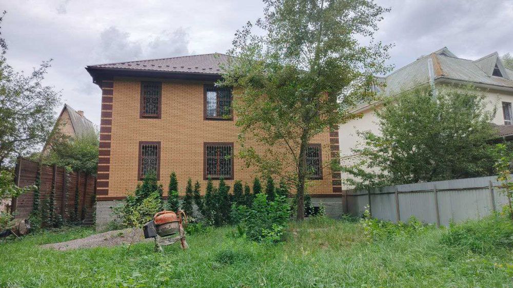 Продаж двоповерхового будинку в селі Таценкі, Обухівський район