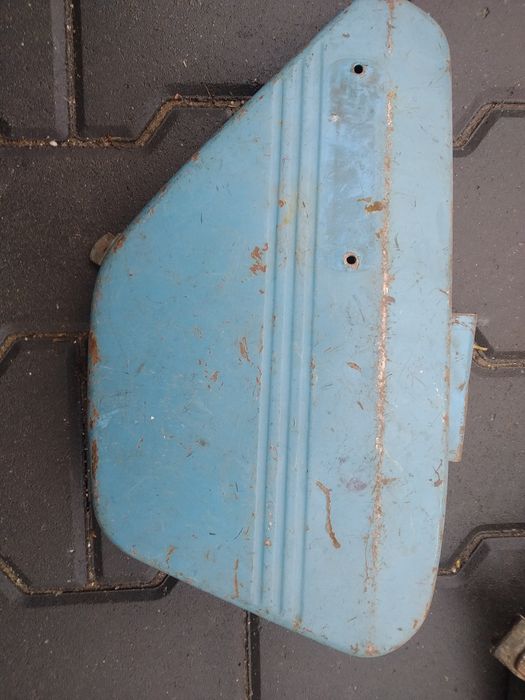 Dekle dekil puszki Jawa De Lux 350