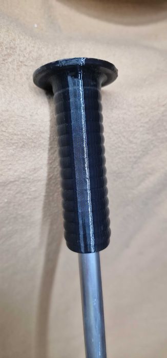 Kij do wyciagania łódki zanętowej