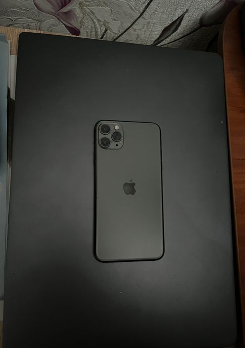 Iphone 11 pro max neverlock в гарному стані