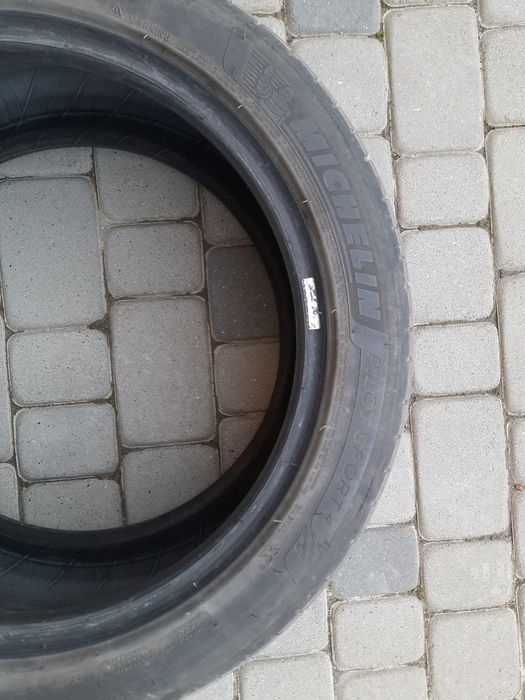 Літня резина 235*45 r17 michelin sport4