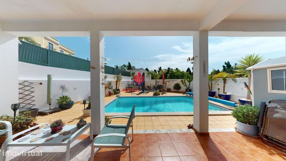 Detached T3+1 House with Swimming Pool and Carport | Ferragudo