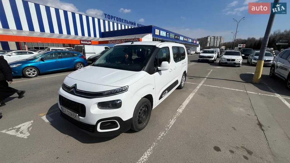 Продам автомобіль