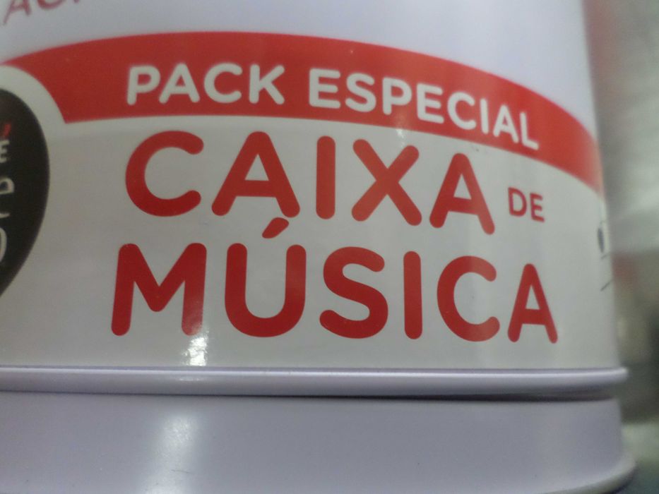 Lata exclusiva dolce gusto com musica