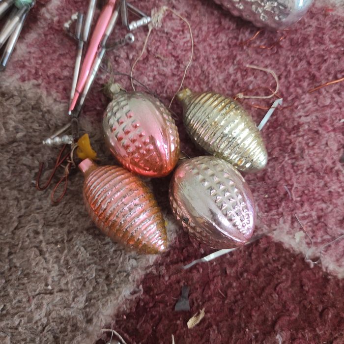 Продам елочные игрушки