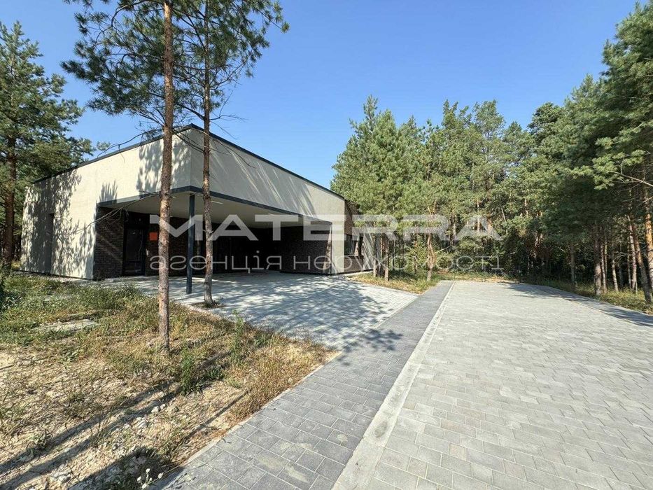 КМ Legit Продаж будинку 147.5 м2 в оточенні хвойного лісу та озер