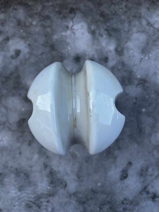 Lote de 4 pecas porcelana alta tensao  antigas