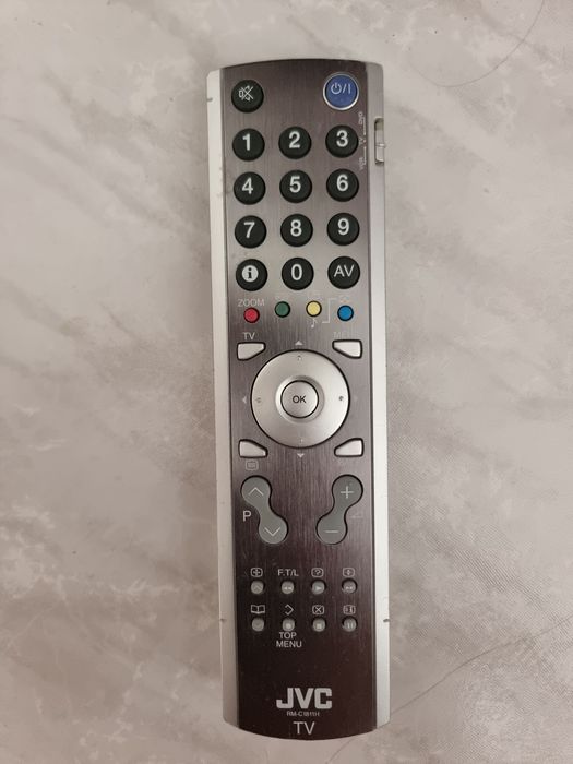 TV Plasma JVC 42" PD-42B50BJ + Comando + Conversor HDMI/SCART