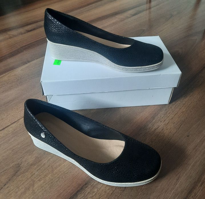 Skórzane czółenka na jesień na niskim kliniku, rozmiar 41, wkładka  26.3 cm, tęgość G, nowe