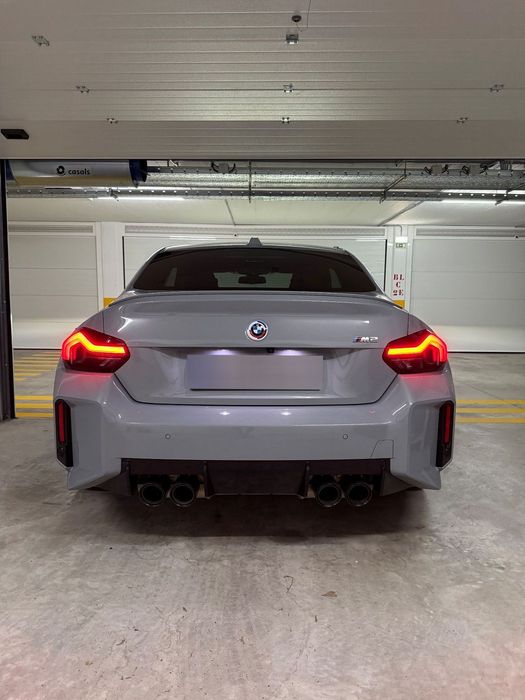 BMW M2 Auto foto 3