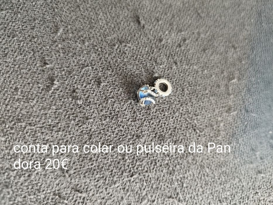 Brincos e pulseiras