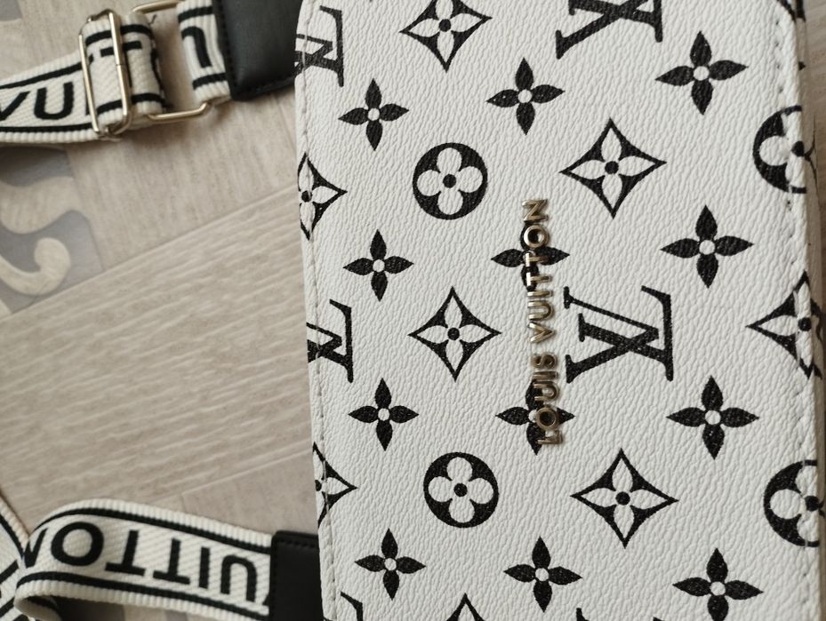 Сумка нова Louis Vuitton