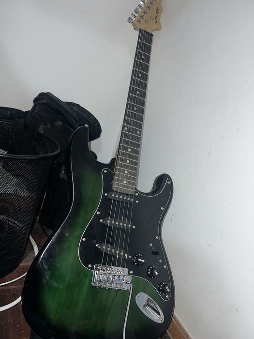 Guitarra + Amplificador