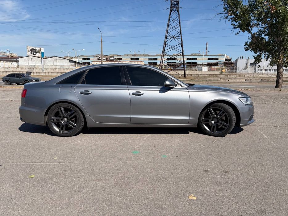 Audi A6 C7 quattro 2.0 бенз 2015