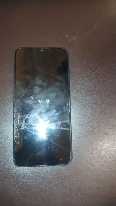 телефон Redmi 9.