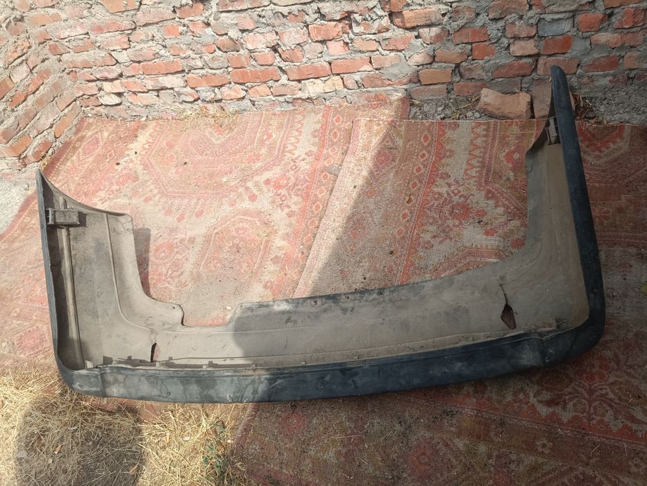 Отдам даром пассат б3 универсал задний бампер